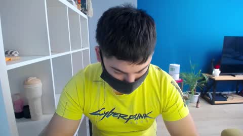 Snapshot of sexxxdickbig chatting on February 24, 7:55 am Tommy online show from February 24, 7:55 am