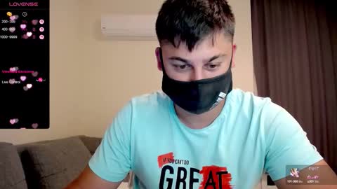Snapshot of sexxxdickbig chatting on September 19, 5:05 pm Tommy online show from September 19, 5:05 pm