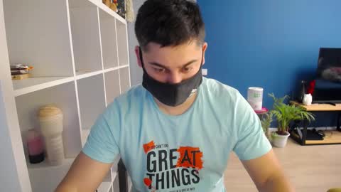 Snapshot of sexxxdickbig chatting on February 10, 7:15 am Tommy online show from February 10, 7:15 am