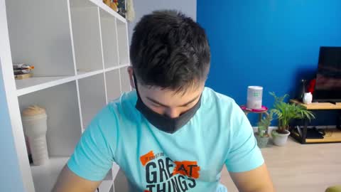 Snapshot of sexxxdickbig chatting on February 8, 7:38 pm Tommy online show from February 8, 7:38 pm