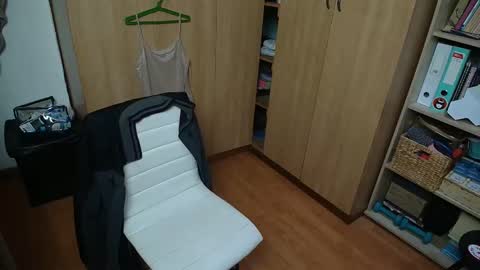 Snapshot of sexxxycrystali chatting on September 22, 10:08 am sexxxycrystali online show from September 22, 10:08 am