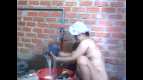 Snapshot of sexxy_love2k chatting on September 12, 7:43 am sexxy_love2k online show from September 12, 7:43 am