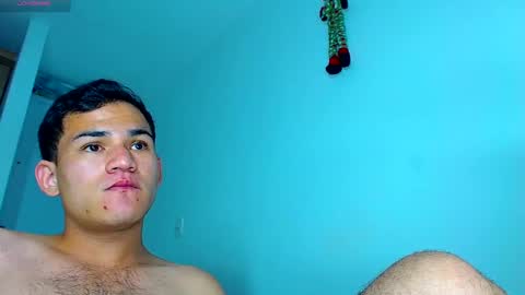 Snapshot of sexy_cat21 chatting on February 2, 9:29 am Daniel Rendon online show from February 2, 9:29 am