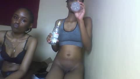Snapshot of sexy_kaly chatting on September 11, 10:44 pm Sexy kaly online show from September 11, 10:44 pm