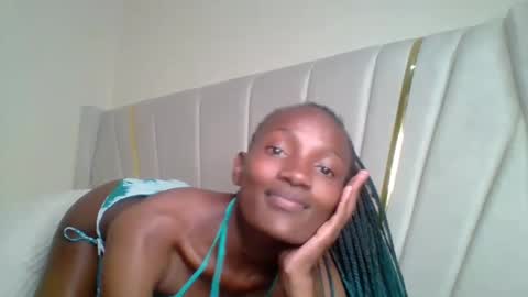 sexy_lucy012 online show from March 2, 7:56 pm