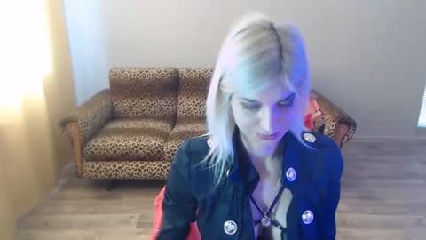 sexybeatriice online show from February 17, 11:13 am