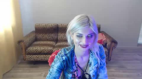sexybeatriice online show from February 16, 1:16 pm