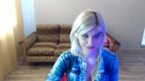 sexybeatriice online show from February 28, 10:41 am