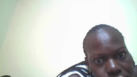 Snapshot of sexybilha483 chatting on February 27, 2:25 am Sexybilha483 online show from February 27, 2:25 am
