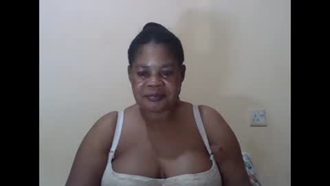 Snapshot of sexydove2 chatting on March 10, 7:07 pm EMILY online show from March 10, 7:07 pm