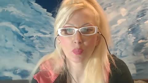 ENI pvt moan your name  WHEN I M NOT online you tell me in SNAPCHAT deal yes add me...  FREE TWITTER magiconline101...... online show from December 30, 1:48 am