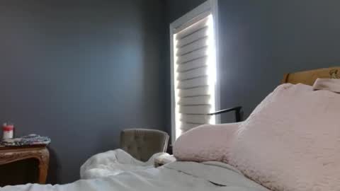 Snapshot of sexyfloridamilf chatting on March 6, 2:40 pm LisaisLuscious online show from March 6, 2:40 pm