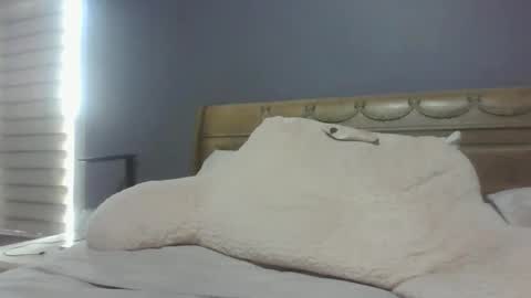 Snapshot of sexyfloridamilf chatting on September 11, 2:51 pm LisaisLuscious online show from September 11, 2:51 pm