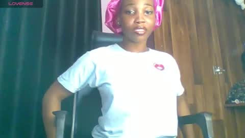 Snapshot of sexyhotbody_haileyxx chatting on September 20, 10:29 am Hailey online show from September 20, 10:29 am