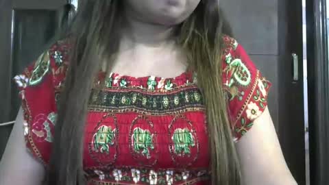 Snapshot of sexylavanya143 chatting on December 3, 7:50 pm sexy lavanya online show from December 3, 7:50 pm
