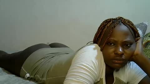 Snapshot of sexylinaa_ chatting on March 3, 11:55 am Sexylina online show from March 3, 11:55 am