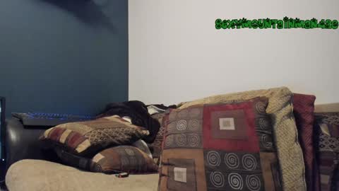Snapshot of sexymountainman420 chatting on January 20, 3:59 am Sexymountainman420 online show from January 20, 3:59 am