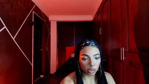 N A F online show from March 3, 11:14 pm