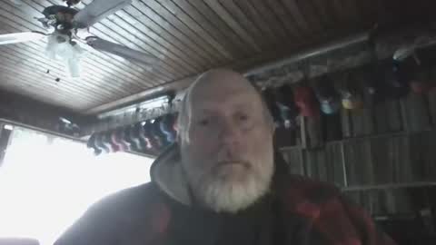 Snapshot of sexyolbear chatting on January 13, 12:13 pm Grizz Lee Bear online show from January 13, 12:13 pm