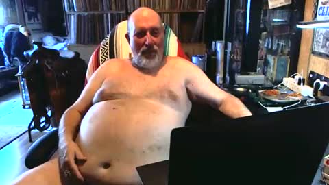 Snapshot of sexyolbear chatting on September 20, 1:47 pm Grizz Lee Bear online show from September 20, 1:47 pm