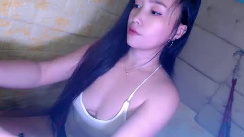 Snapshot of sexypinaymiya chatting on January 9, 12:46 am Miyah online show from January 9, 12:46 am