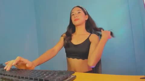 Amelia online show from September 19, 1:10 am