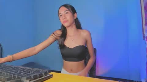 Amelia online show from September 12, 3:25 pm