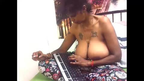 sexyva4u2luv online show from February 25, 12:16 pm