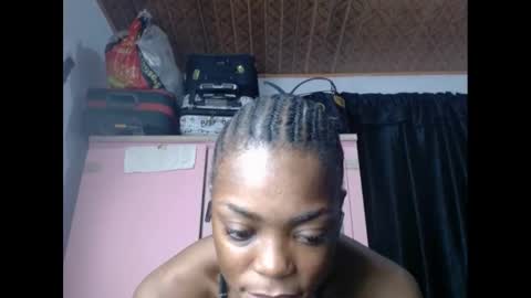 Snapshot of sexyxbunnyxx chatting on January 15, 10:13 pm Blue online show from January 15, 10:13 pm