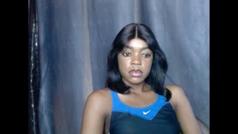 Snapshot of sexyxbunnyxx chatting on February 26, 1:11 pm Blue online show from February 26, 1:11 pm