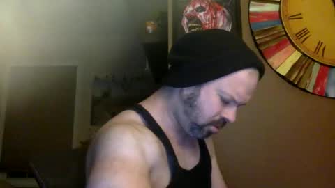 Snapshot of shadyyyyyy7 chatting on January 21, 5:16 am Shady online show from January 21, 5:16 am