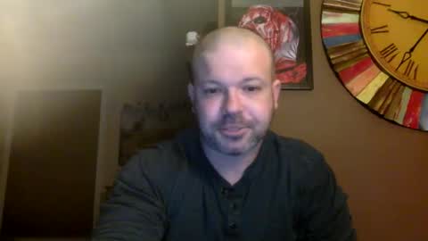 Snapshot of shadyyyyyy7 chatting on February 14, 3:33 am Shady online show from February 14, 3:33 am