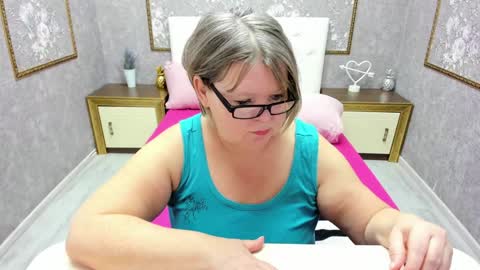 Shannon online show from February 1, 11:31 am