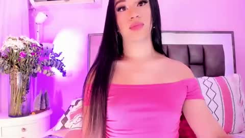Shantal girls online show from February 8, 11:01 am