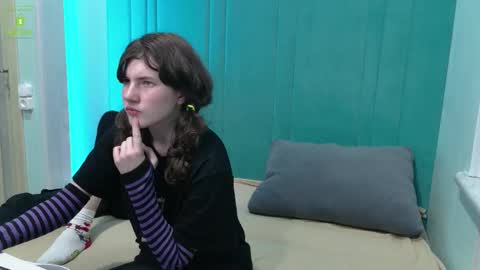 VIVIARA and GENDY online show from September 20, 4:21 pm