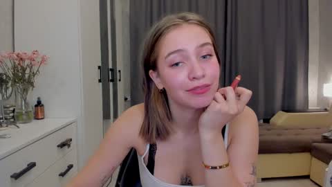 shawty__mariaa online show from September 20, 5:38 pm