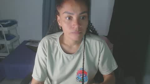 Shayna online show from February 1, 3:52 am