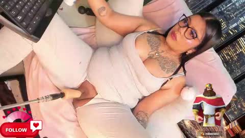 Snapshot of shayna_manson_ chatting on March 8, 5:17 am INDEPENDENT MODEL ITS JUST YOU ME online show from March 8, 5:17 am