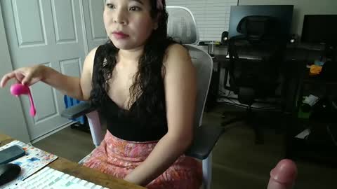 Snapshot of sheilyn_smith chatting on September 11, 4:25 am sheilyn_smith online show from September 11, 4:25 am