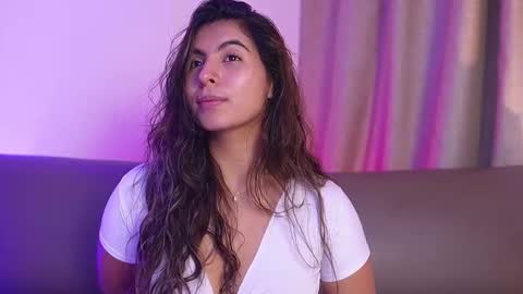 Snapshot of shelleymorell chatting on September 11, 1:34 pm Transmission schedule Monday - Friday 715 am to 200 pm time Colombia online show from September 11, 1:34 pm
