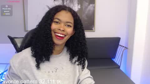 Shenna online show from February 24, 1:31 pm