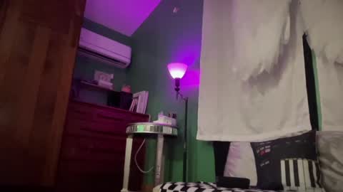 Jem online show from February 2, 3:32 am