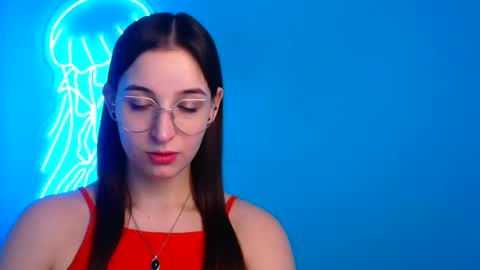 Sheryl online show from March 2, 12:43 pm