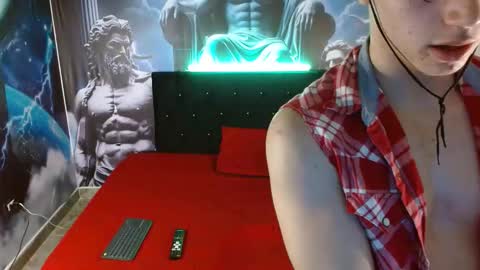 Snapshot of shinobi_grey chatting on January 19, 2:59 pm .. shinobi .. online show from January 19, 2:59 pm