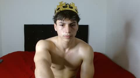 Snapshot of shinobi_grey chatting on February 23, 7:17 pm .. shinobi .. online show from February 23, 7:17 pm