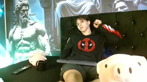 Snapshot of shinobi_grey chatting on December 30, 2:40 pm .. shinobi .. online show from December 30, 2:40 pm