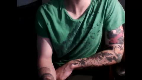 Snapshot of shyboyhugecum2020 chatting on December 19, 4:34 am shyboyhugecum2020 online show from December 19, 4:34 am