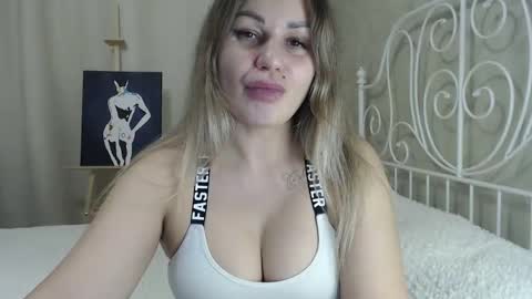 Eva online show from December 15, 1:54 pm