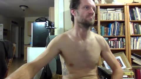 Snapshot of shyguy9387 chatting on March 1, 4:26 am shyguy9387 online show from March 1, 4:26 am