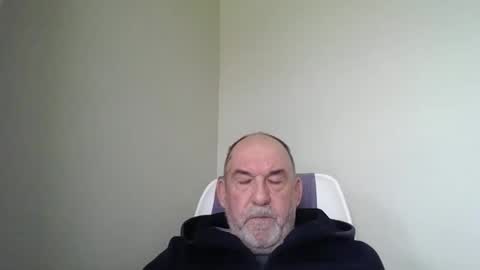 Snapshot of shyguytm chatting on September 13, 9:50 pm shyguytm online show from September 13, 9:50 pm
